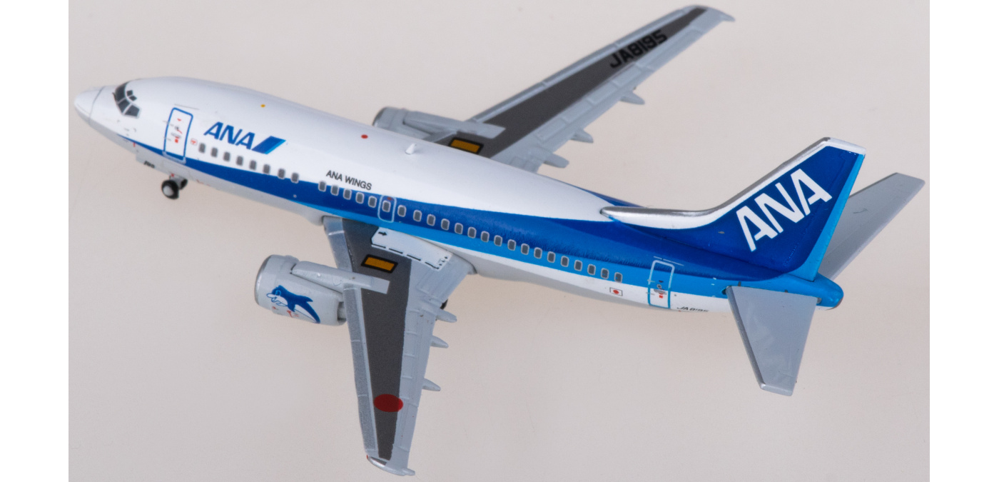 EW4735003 ANA 全日空Boeing 737-500 JA8195 JC Wings 1:400