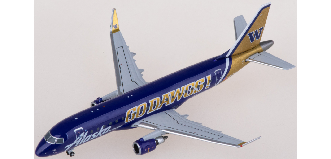 アラスカ　ハスキーズ　ERJ-175　1/400 Embraer ERJ-175 Commercial Aircraft 