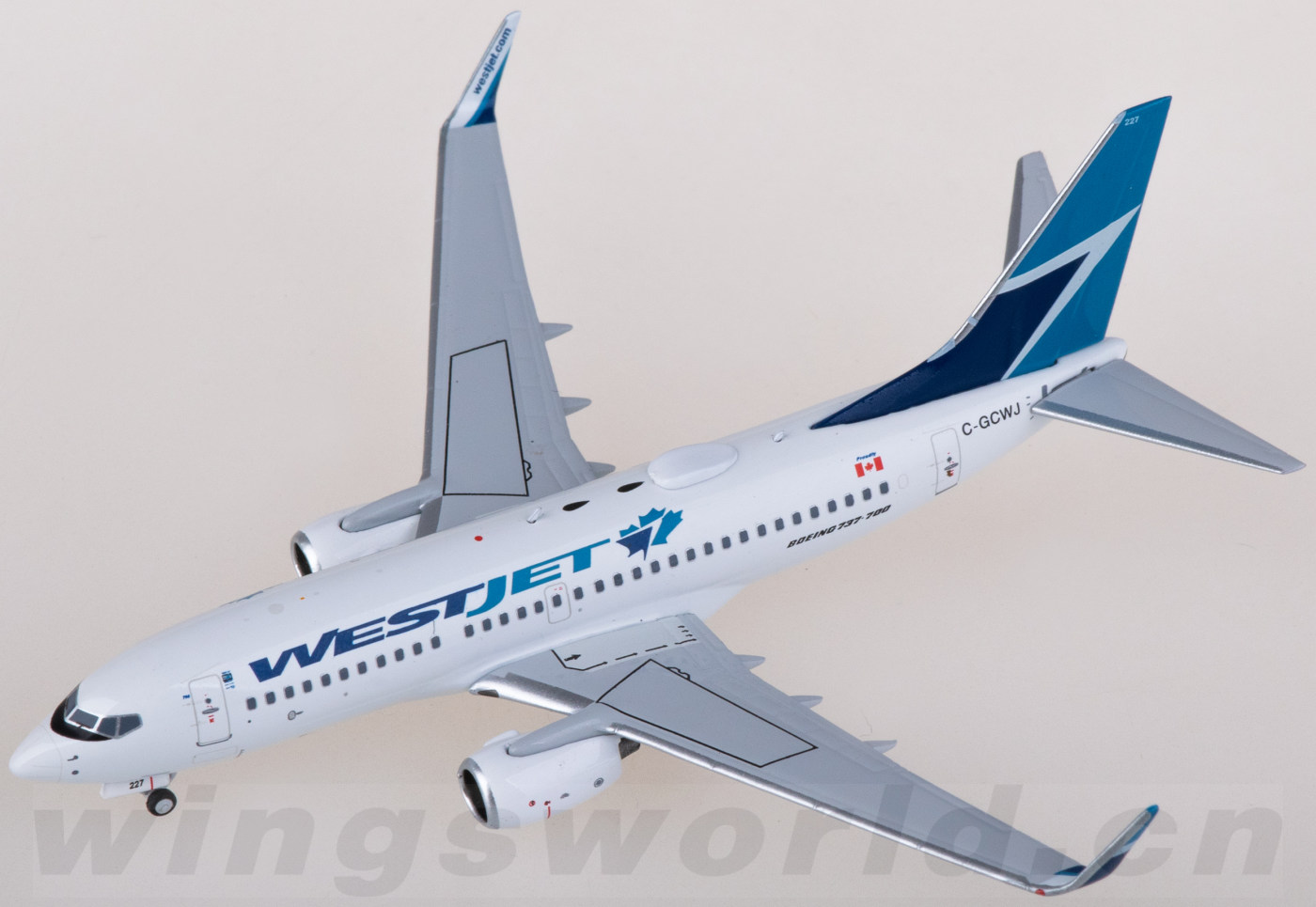 NG Model 1:400 Westjet Airlines Boeing B737-700 Diecast