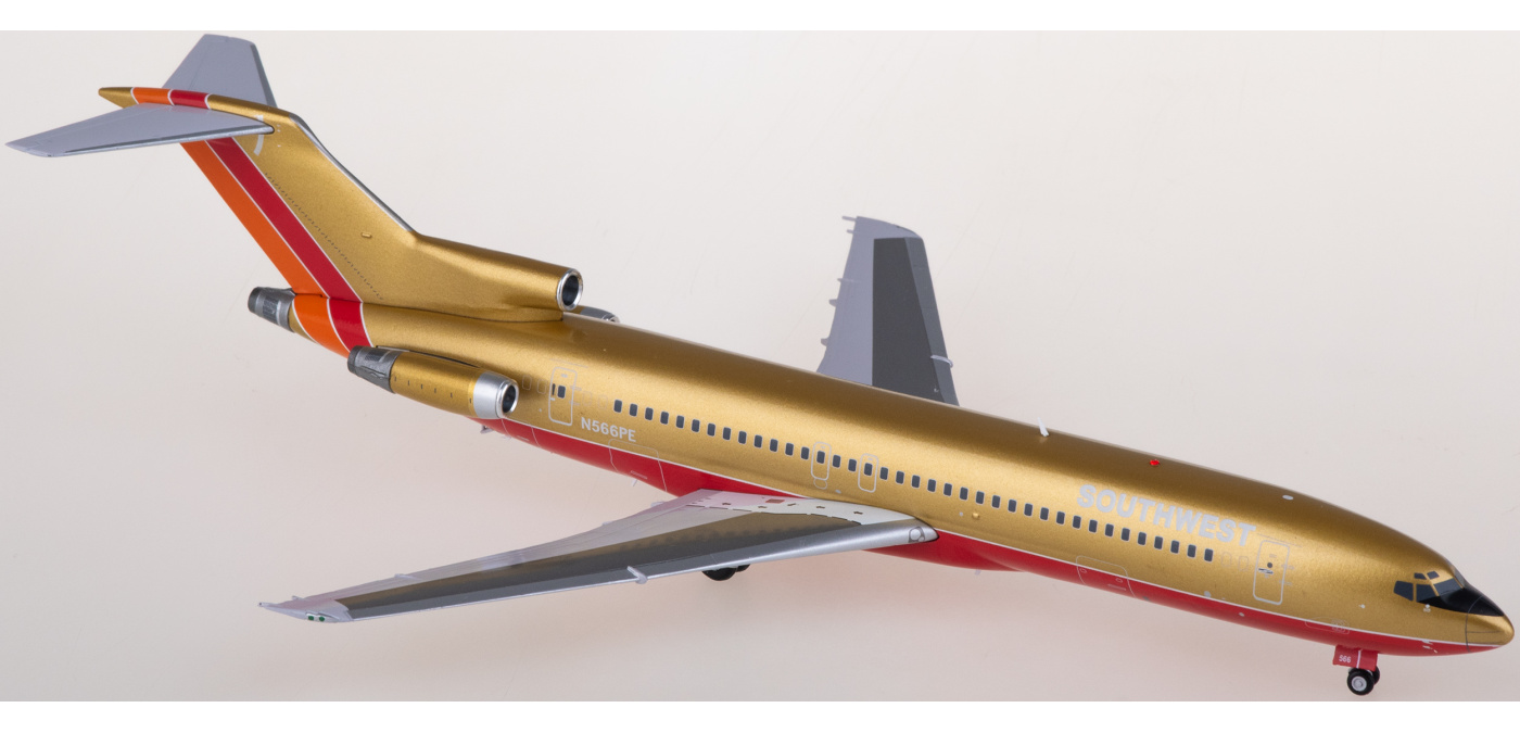 サウスウエスト航空 727-200 N566PE 1/200 サウスウエスト航空 727-200 N566PE 1/200 - メルカリ