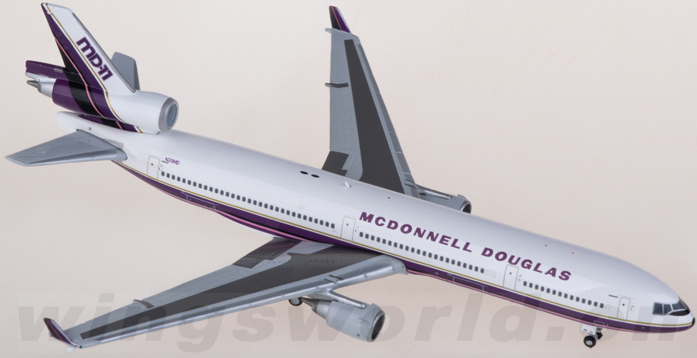 1/400 jc wings MD-11 中華航空 1/400 jc wings MD-11 中華航空 - メルカリ