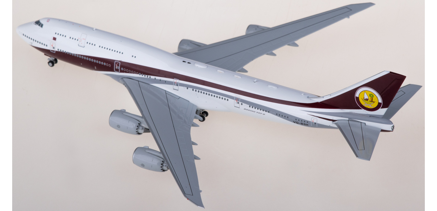 JC Wings 1:400 カタール航空 747-8F A7-BGA JC Wings 1:400 カタール航空 747-8F A7-BGA