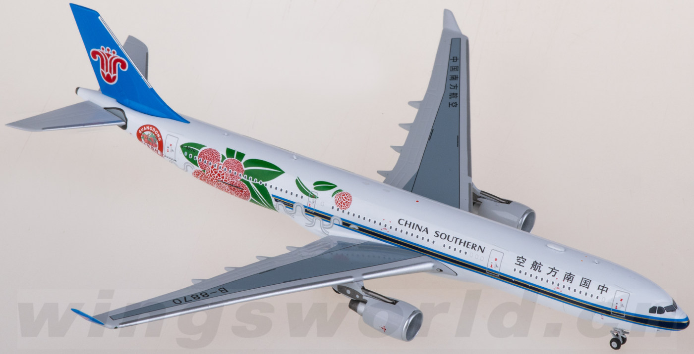 パンダモデル GSE 海南航空　中国南方航空 AIR ASIA バス パンダモデル GSE 海南航空 中国南方航空 AIR ASIA バス 自動車