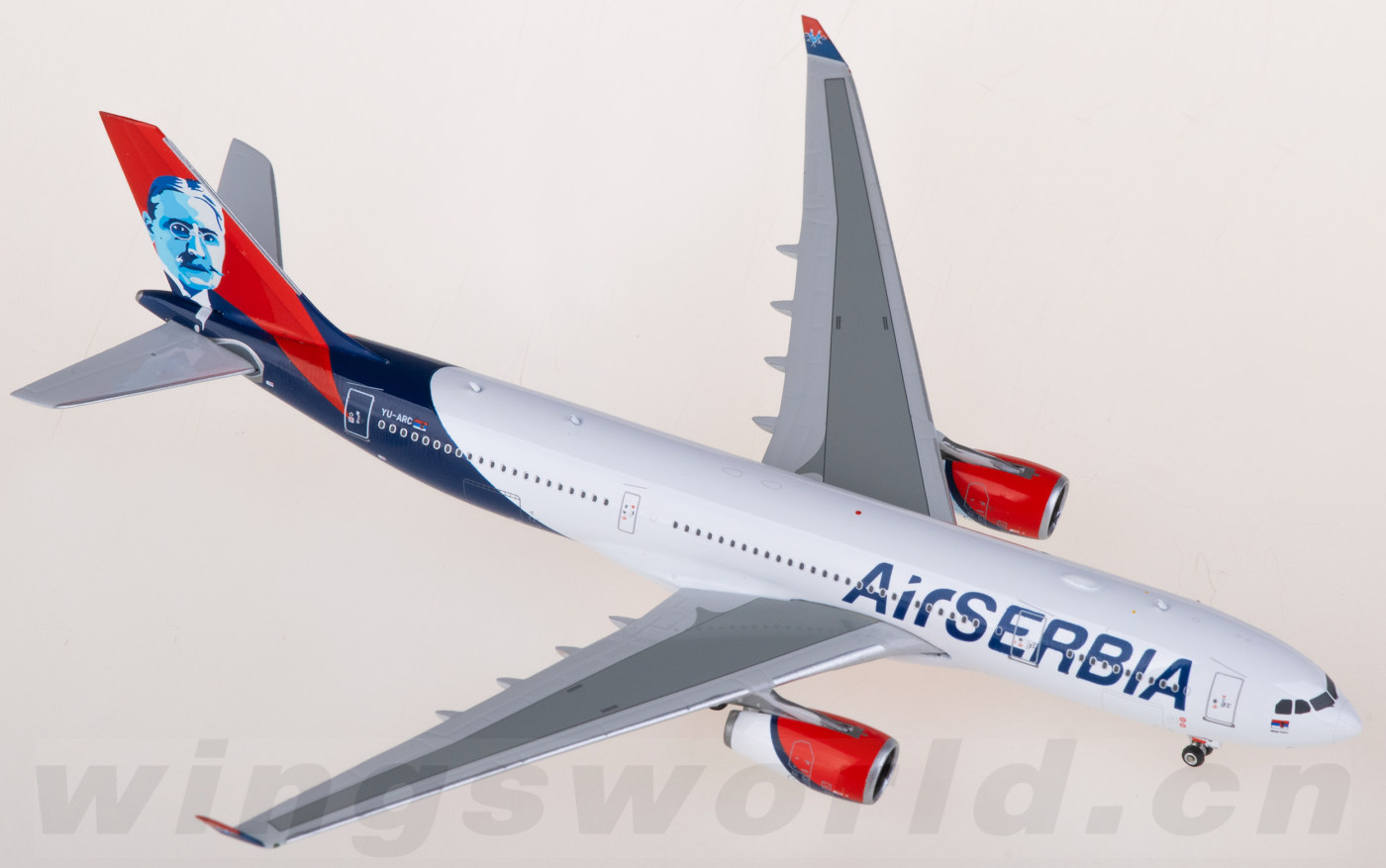 PH11894 Air Serbia 塞尔维亚航空Airbus A330-200 YU-ARC