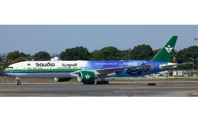 Saudia 沙特阿拉伯航空 Boeing 777-300ER HZ-AK43 襟翼放下版