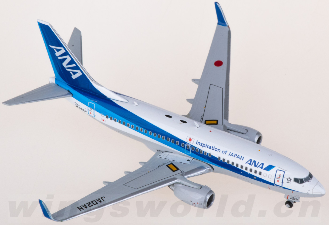 SA4012 ANA 全日空Boeing 737-700 JA02AN + 飞机蒙皮钥匙串JC