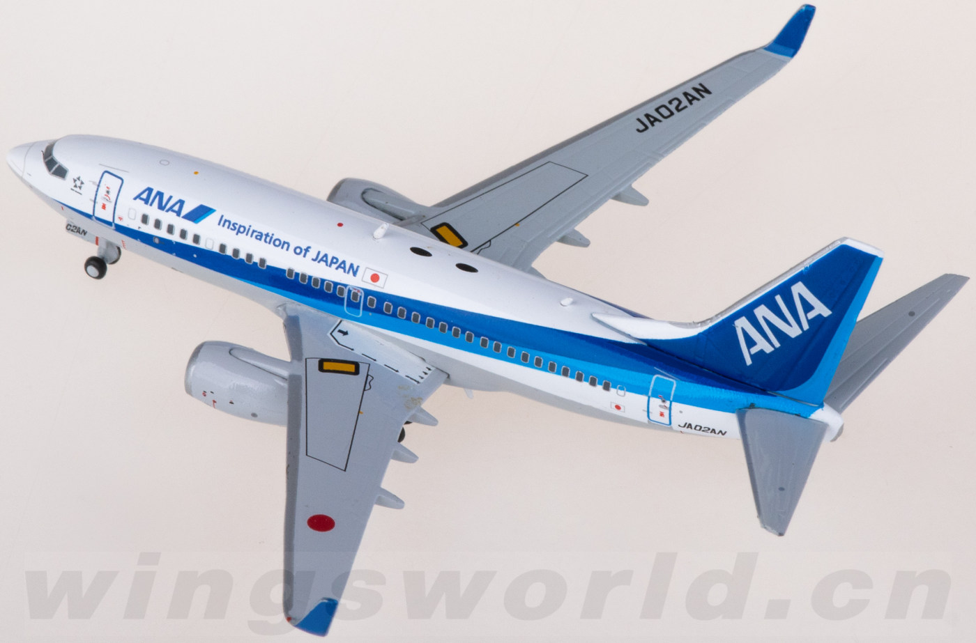 SA4012 ANA 全日空Boeing 737-700 JA02AN + 飞机蒙皮钥匙串JC
