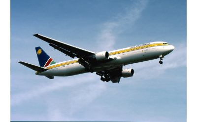 Phoenix 1:400 Air Namibia 纳米比亚航空 Boeing 767-300ER V5-NMB