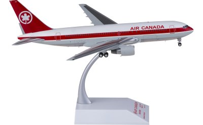 JC Wings 1:200 Air Canada Boeing 767-200 C-GAUN