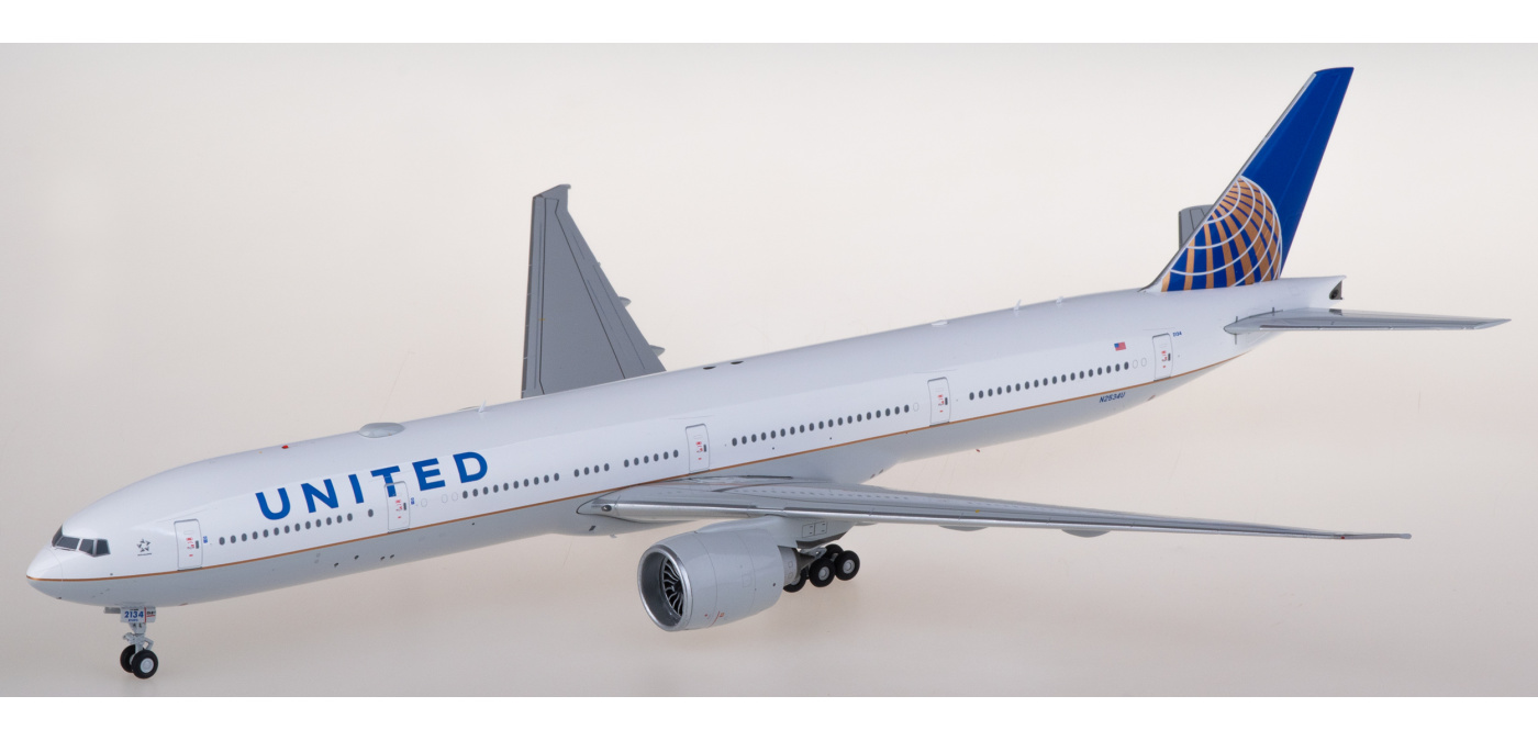XX20422 United Airlines 美国联合航空Boeing 777-300ER N2534U