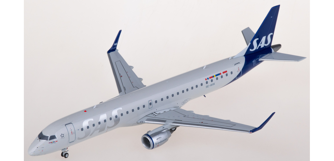 XX20273 SAS Embraer ERJ-190-200LR SE-RSK JC Wings 1:200 -飞机模型世界