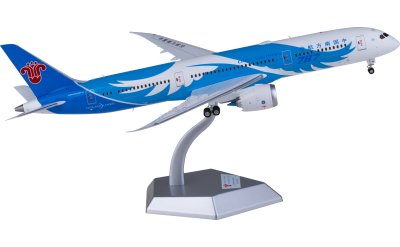 EW2788001 Japan Airlines 日本航空Boeing 787-8 Dreamliner