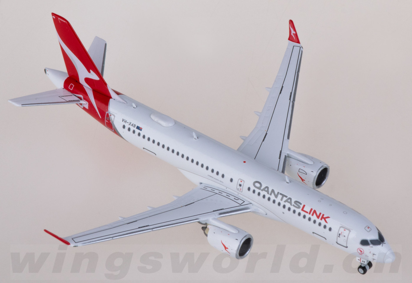 GeminiJets 1:400 カンタス航空 A220-300 VH-X4A GeminiJets 1:400 カンタス航空 A220-300 VH-X4A - メルカリ