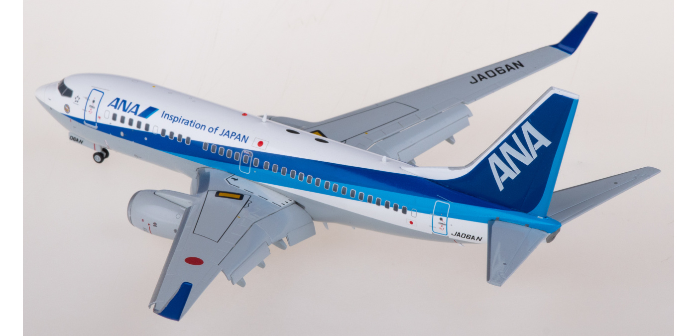 www.JetCollector.com: ANA - All Nippon B737-700 Gold JA01AN