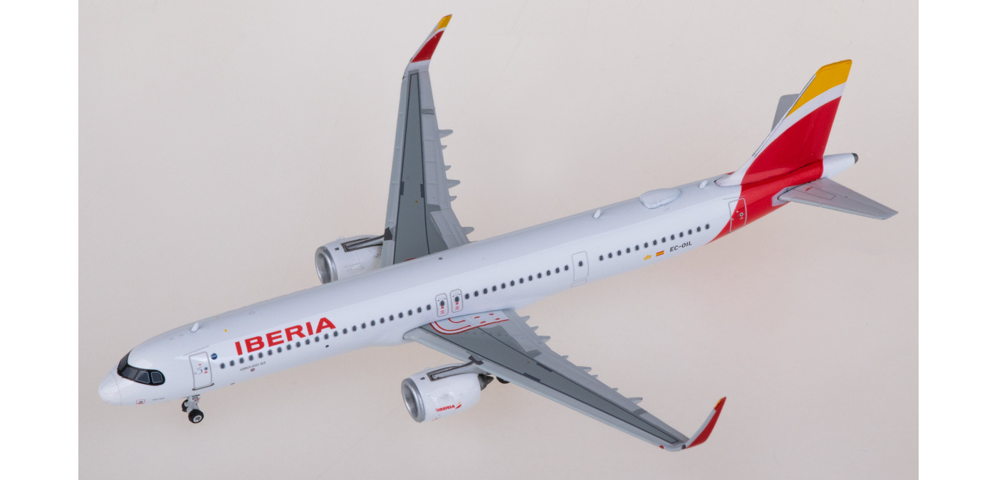 B317 フェニックス 1/400 エティハド航空 エアバス A330-200 □ 11815