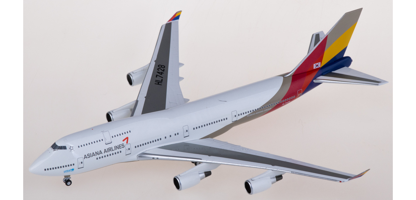 AAR007 Asiana 韩亚航空Boeing 747-400 HL7428 NGmodels 1:400