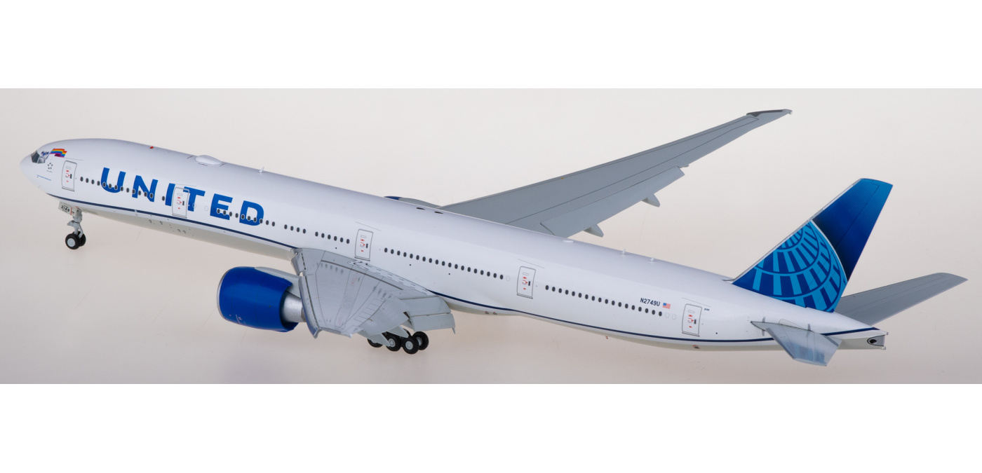 XX20423A United Airlines 美国联合航空Boeing 777-300ER N2749U