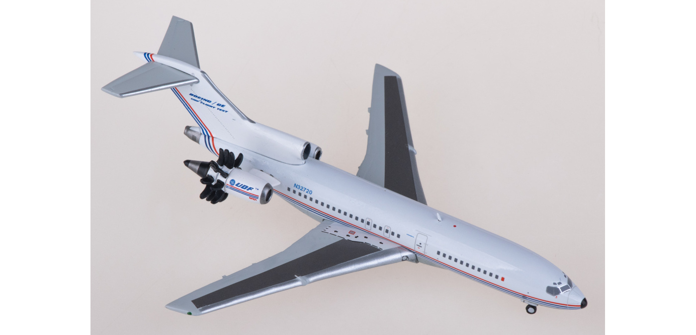 航空機・ヘリコプター JC Wings 1:400 B727-100 N32720 JC Wings 1:400 B727-100 N32720
