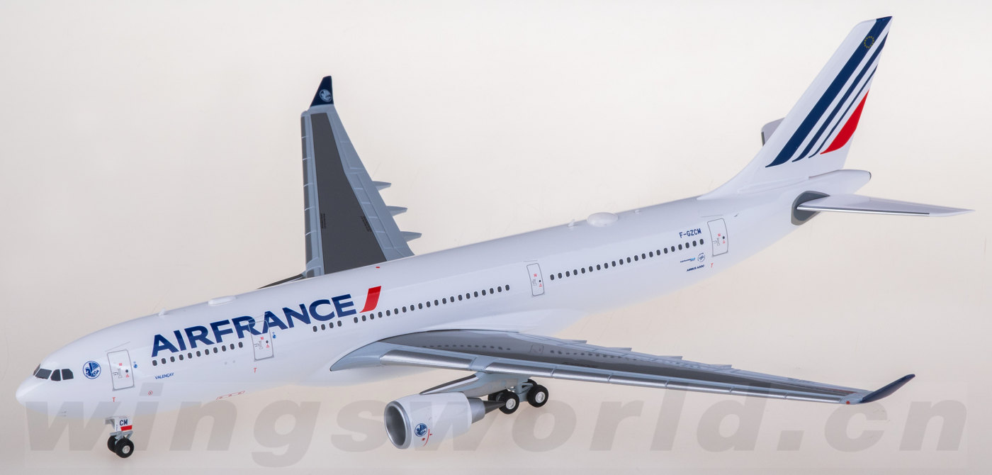 (未使用･未開封品)　ヘルパ Wings 1/200 A330-200 エールフランス F-GZCN 完成品 0pbj0lf 未使用・未開封品) ヘルパ Wings 1/200 A330-200 エールフランス