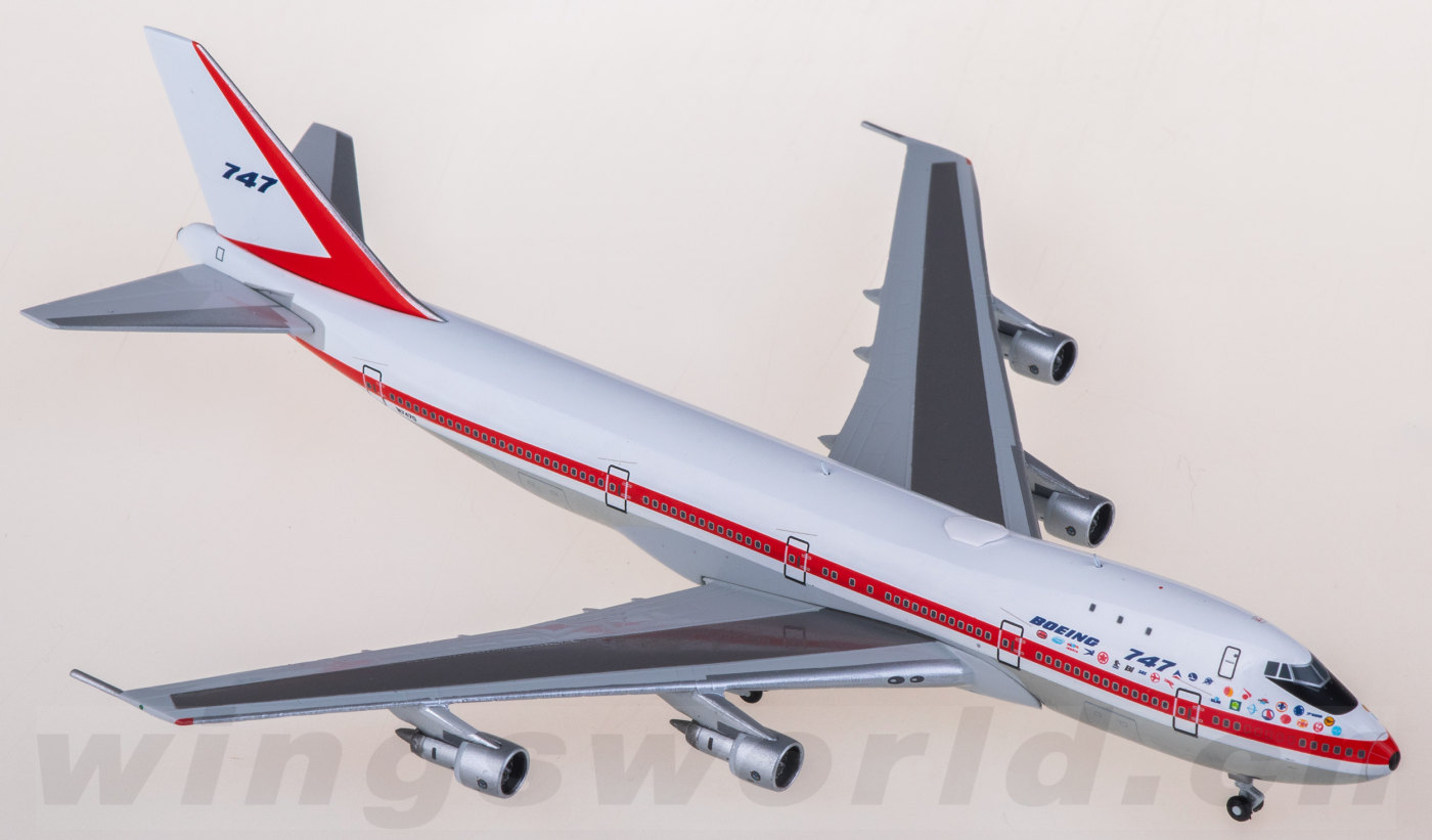 XX40264 Boeing 747-100 N7470 + GSE JC Wings 1:400 -飞机模型世界