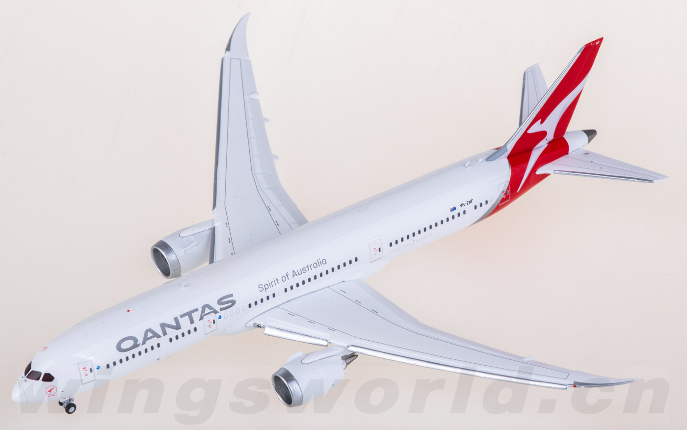 XX40367A Qantas Boeing 787-9 Dreamliner VH-ZNF Flaps Down JC Wings