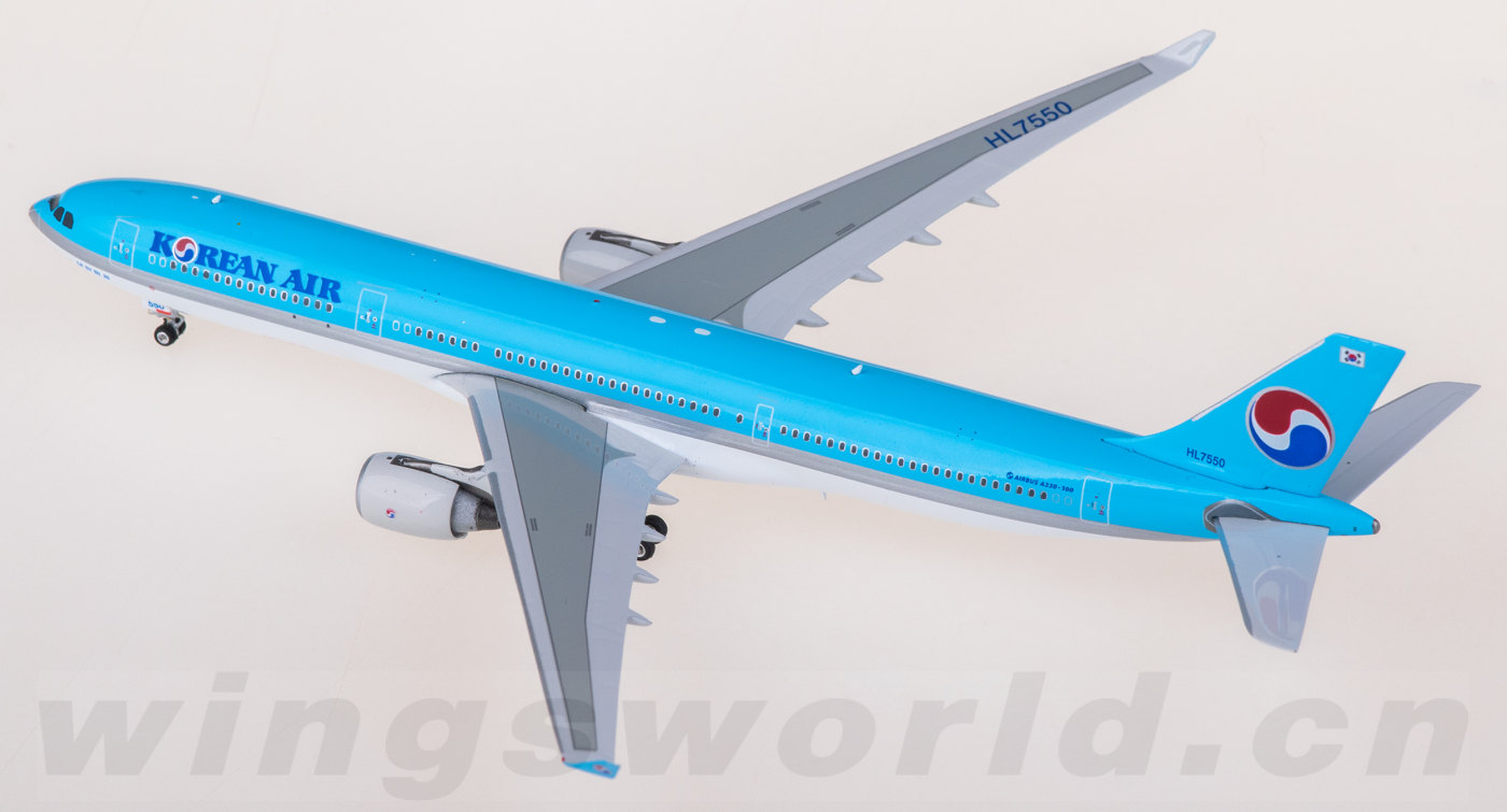 PH04612 Korean Air 大韩航空Airbus A330-300 HL7550 Phoenix 1