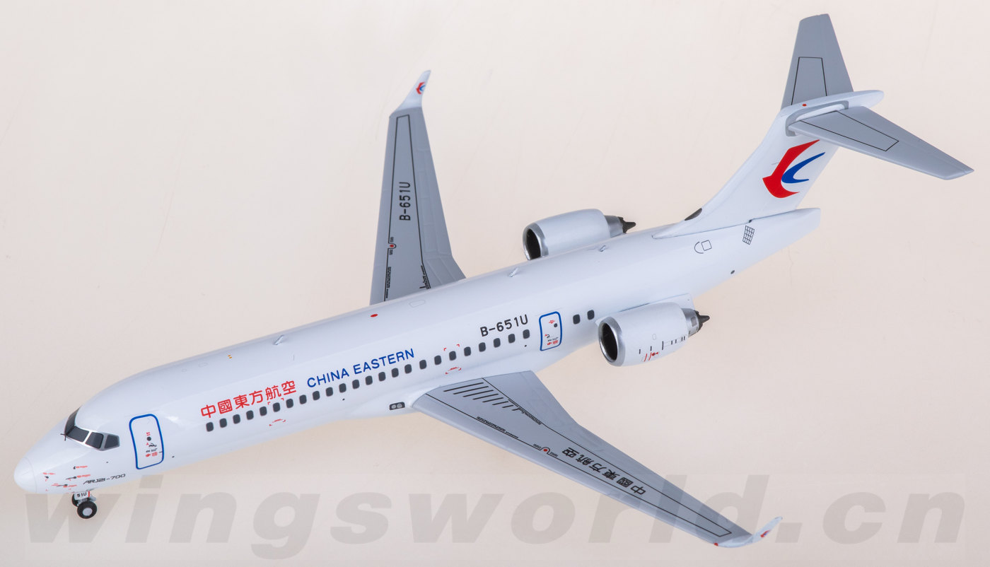 中国東方航空 B738 1/200 Aviation200 1:200 Boeing 737-800 China