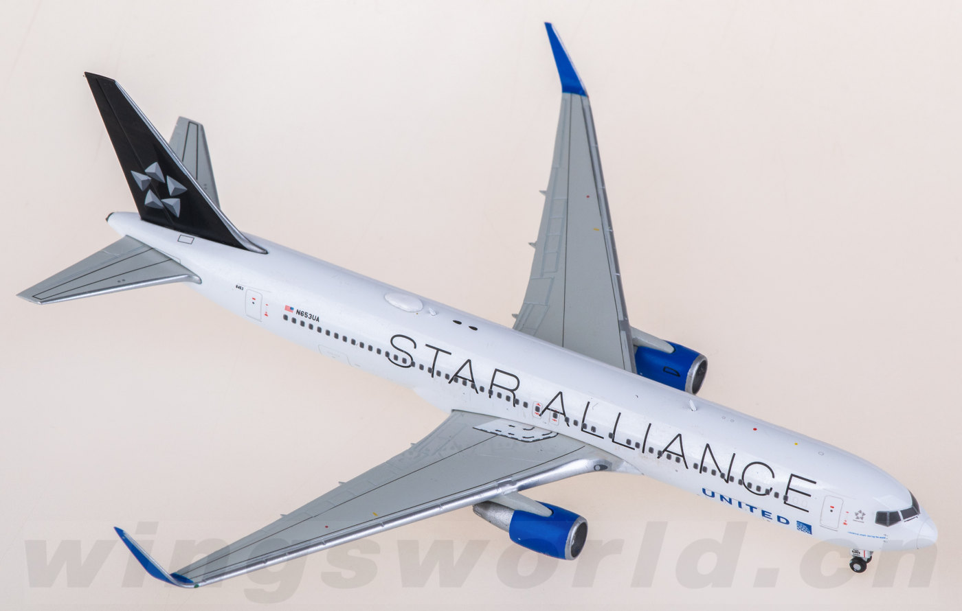 GJUAL2313 United Airlines Boeing 767-300ER N653UA Star Alliance