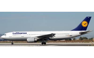 Lufthansa 汉莎航空 Airbus A300-600R D-AIAZ