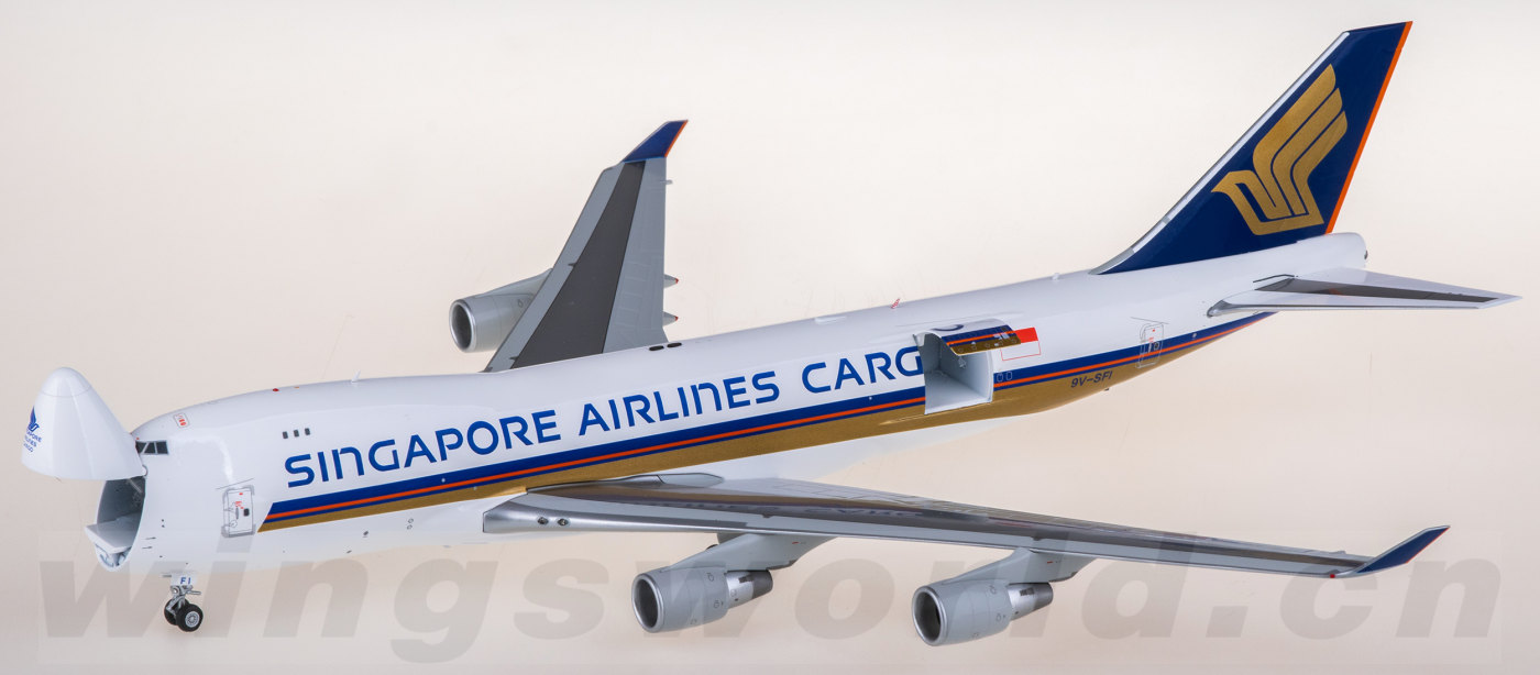 L2067C Singapore Airlines 新加坡航空Boeing 747-400F 9V-SFI