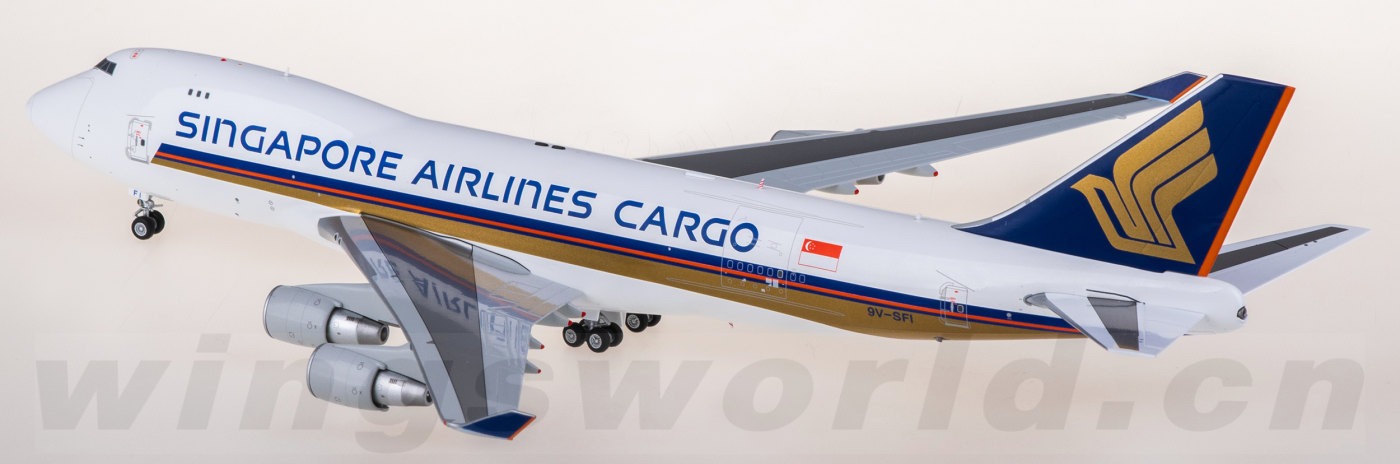 L2067 Singapore Airlines 新加坡航空Boeing 747-400F 9V-SFI