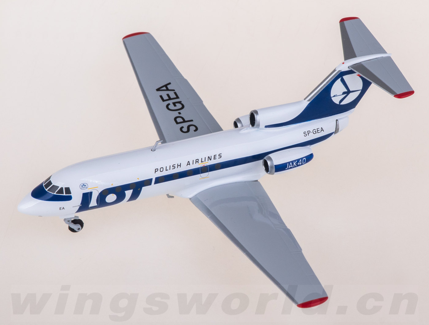 573139 LOT 波兰航空Yakovlev Yak-40 SP-GEA Herpa 1:200 -飞机模型世界