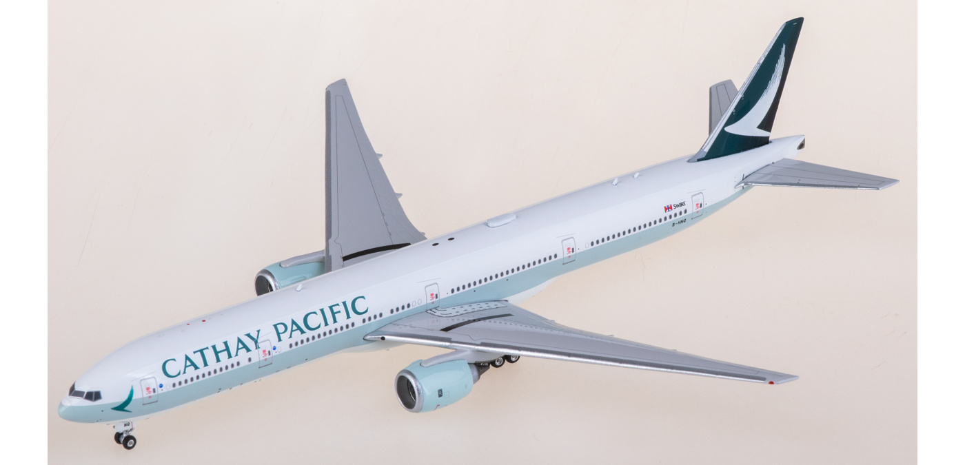 PH04650 Cathay Pacific 国泰航空Boeing 777-300 B-HNQ Phoenix