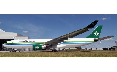 Saudia 沙特阿拉伯航空 Airbus A330-300P2F EI-LKD