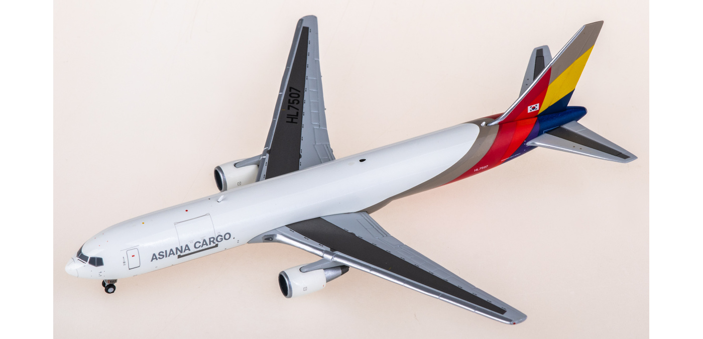 XX40687 Asiana Boeing 767-300F HL7507 JC Wings 1:400 -飞机模型世界
