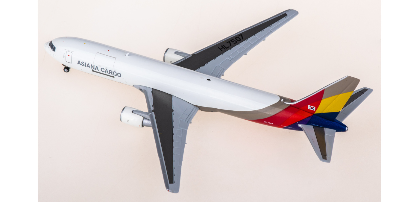 XX40687 Asiana Boeing 767-300F HL7507 JC Wings 1:400 -飞机模型世界