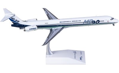JC Wings 1:200 McDonnell Douglas MD-90 N901DC