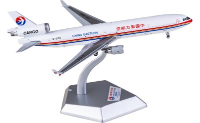 JC Wings 1:200 マレーシア航空 B737-500 9M-MFH JC Wings 1:200 マレーシア航空 B737-500 9M-MFH - メルカリ