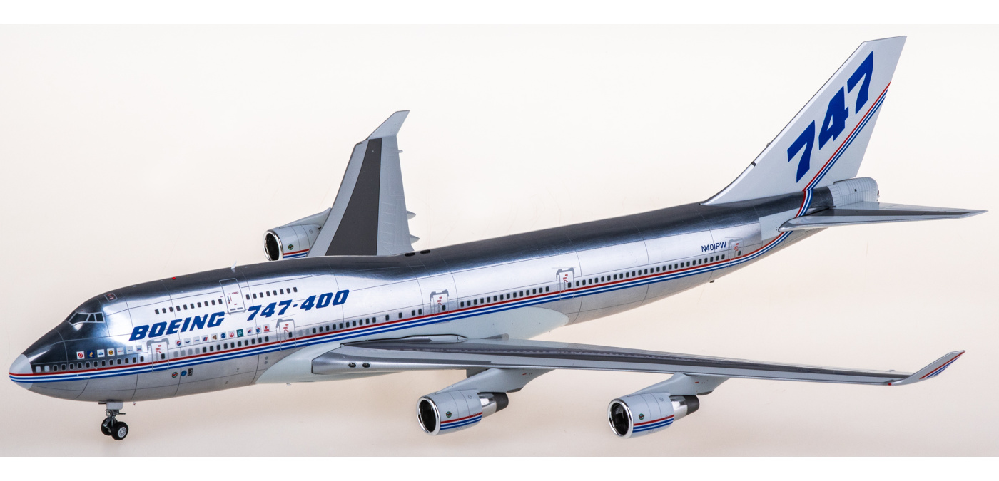 L2131 Boeing 747-400 N401PW SQ Wings 1:200 -飞机模型世界