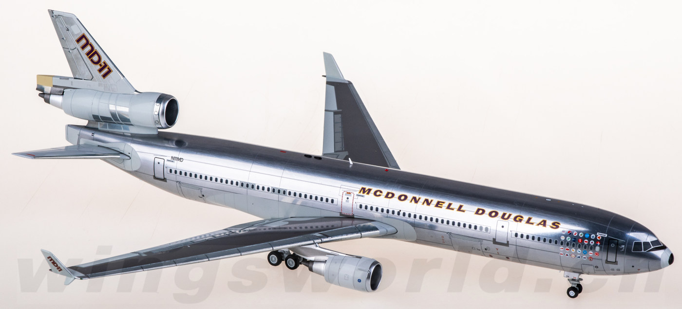 L2105 McDonnell Douglas MD-11 N111MD SQ Wings 1:200 -飞机模型世界