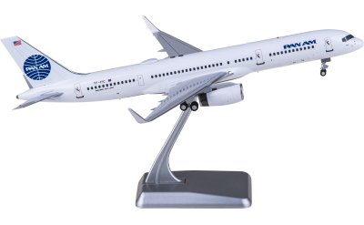 NGmodels 1:200 Icelandair Boeing 757-200 TF-FIC