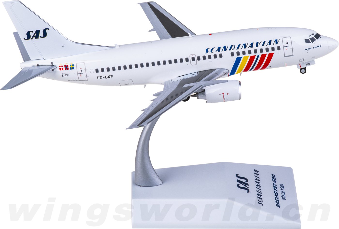 XX20498 SAS Boeing 737-500 SE-DNF JC Wings 1:200 -飞机模型世界
