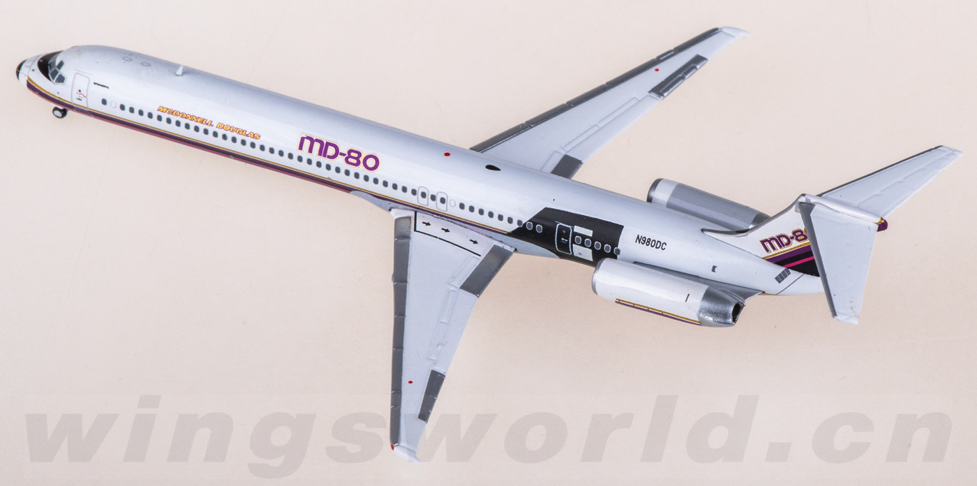 空鉤　
アンティック XX40646A Air New Zealand Boeing 777-300ER ZK-OKU Flaps Down JC
