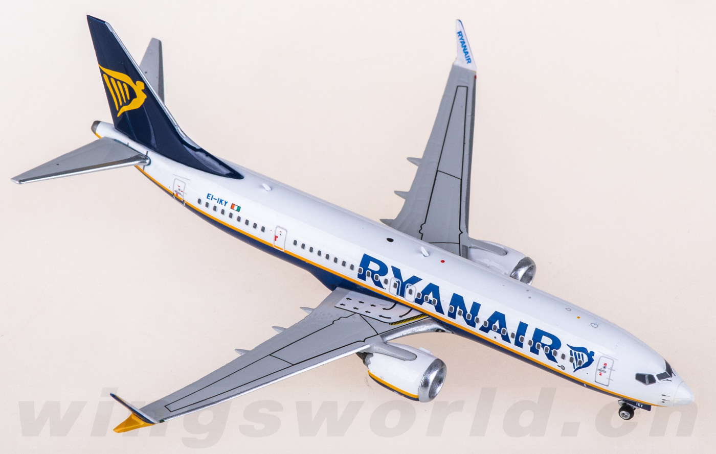 PH12037 Ryanair 瑞安航空 Boeing 737 MAX 8 EI-IKY Phoenix 1:400