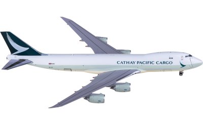 JC Wings 1:400 Cathay Pacific Boeing 747-8F B-LJI