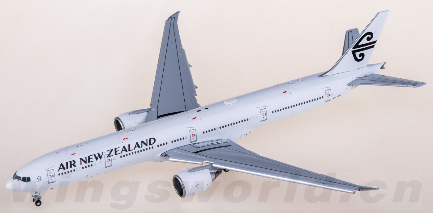 XX40646A Air New Zealand Boeing 777-300ER ZK-OKU Flaps Down JC