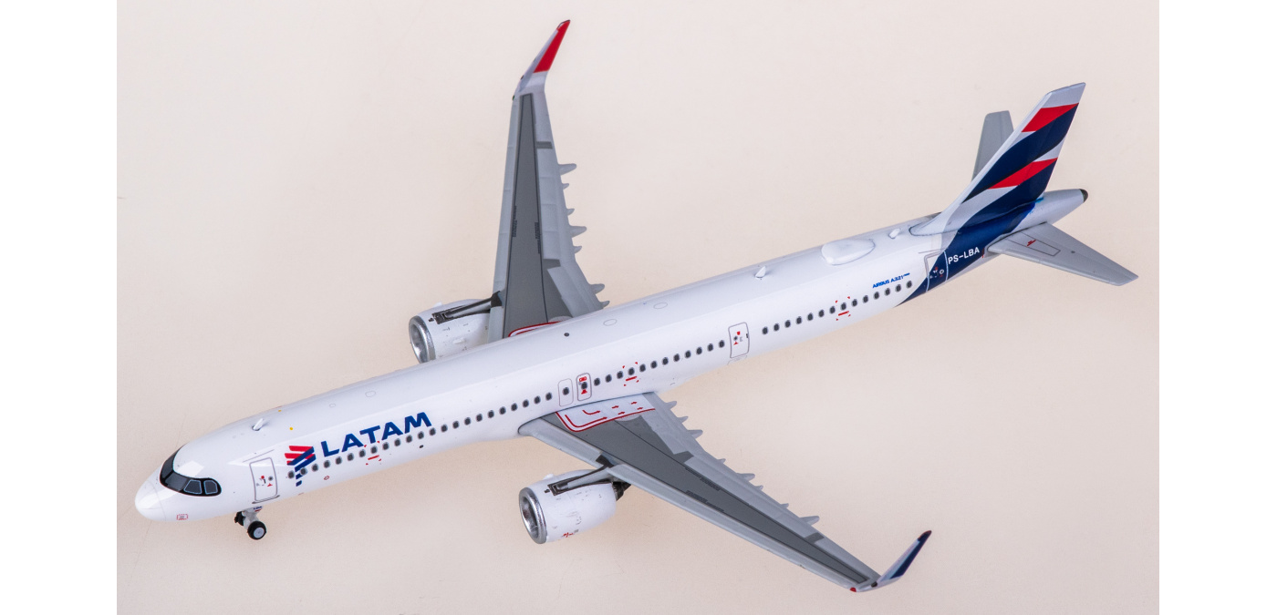 PH12046 LATAM Airbus A321neo PS-LBA Phoenix 1:400 -飞机模型世界