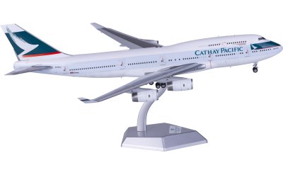 SQ Wings 1:200 Cathay Pacific Boeing 747-400 B-HUJ
