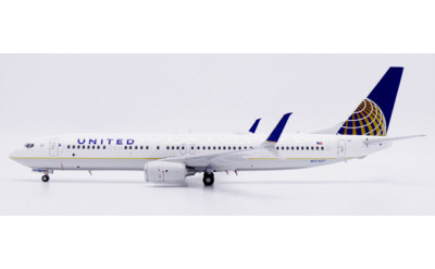 JC Wings 1:200 United Airlines Boeing 737-900 N37437