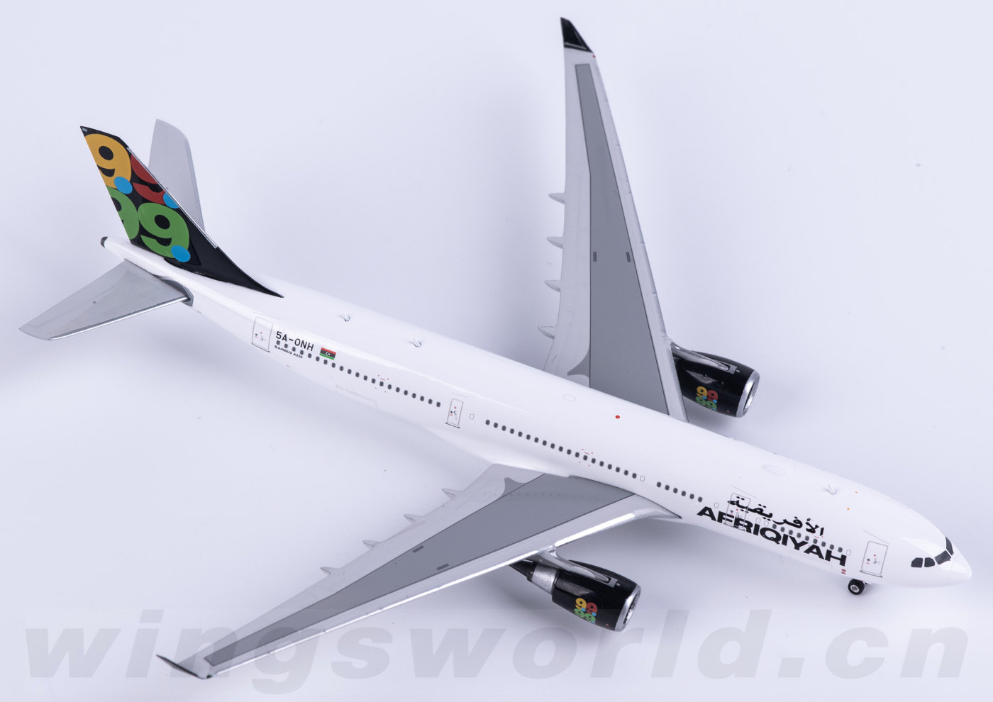 PH12062 Afriqiyah Airways Airbus A330-200 5A-ONH Phoenix 1:400